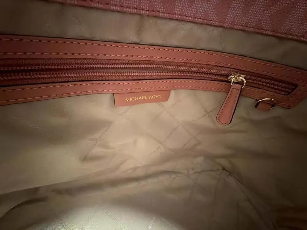 Michael Kors Carter Large Open Tote Bag in Smokey Rose Multi